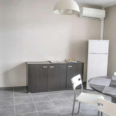 Spacieux A 48 M² Avec Parking * Carcassona