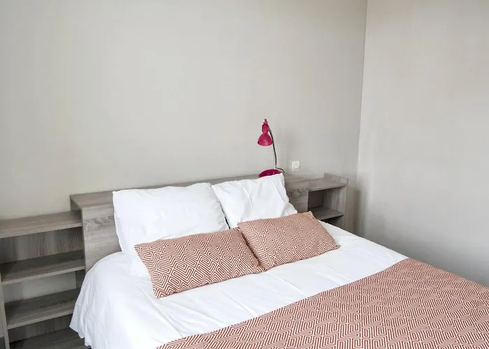 Spacieux A 48 M² Avec Parking