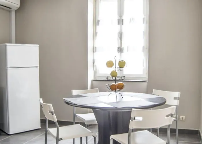 Spacieux A 48 M² Avec Parking Lejlighed Carcassonne